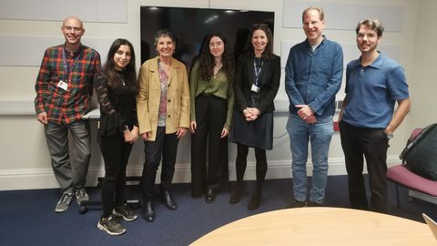 El equipo de investigadores que ha desarrollado la tecnologa para deteccin temprana de TEA