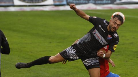 El goleador Javi Pazos estuvo muy vigilado