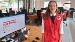 Cristina Alonso es la responsable del centro multicanal de Acompa�amiento en la Soledad de Cruz Roja desde donde se coordina todo el programa