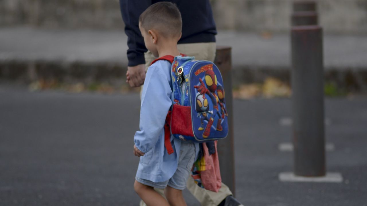 Casi 14.000 niños de tres años empiezan el cole el próximo curso, 700 menos que hace un año