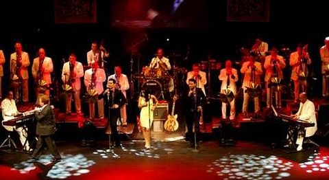 A Piedade de Cruces se celebra el 10, 11 y 12 de agosto con presencia de Los Sat�lites.