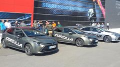 Amigos y clientes del concesionario han podido conocer de primera mano el desempe�o del nuevo Corolla