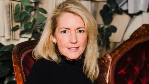 La escritora americana Kathryn Stockett, autora de �Criadas y se�oras�, publica su nueva novela �El club de las indomables�.