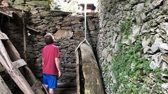 Rescate de la dorna almacenada en una bodega de la ribera de Pant�n