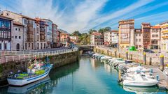 Llanes