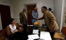 Luisa Pi�eiro, Roberto V�zquez, Jos� Antonio Land�n y Juan Manuel Rey, ayer, en Caldas.