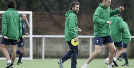 Los racinguistas han entrenado en alguna ocasi�n en el campo de A G�ndara e incluso en el Aneiros. 