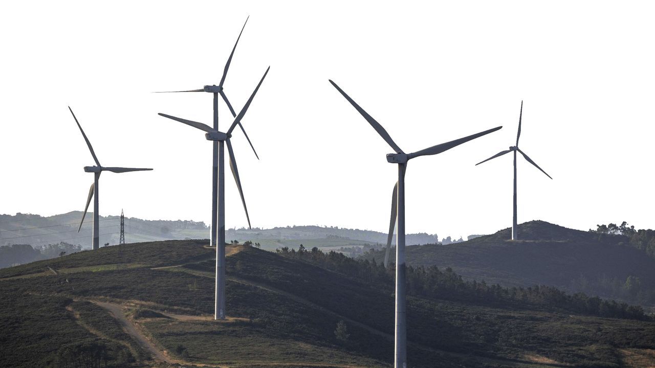 La Xunta reclama el 6,7 % de la inversión del plan eléctrico estatal, más del doble de lo que propone el Gobierno