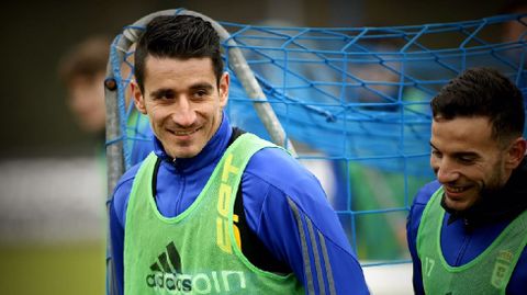 Sal Berjn en su primer entrenamiento con el Real Oviedo