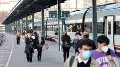 Los trenes Vigo-Madrid solo pueden usar la estaci�n provisional de Guixar si siguen por el Mi�o