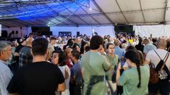 El p�blico llen� la carpa montada en A Feira, en San Claudio, el s�bado