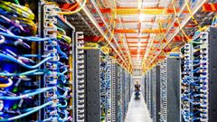 Interior de un centro de datos de Amazon.