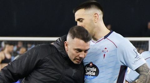 Los jugadores del Celta Iago Aspas y Mat�as Vecino.