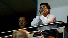 Fernando V�zquez, viendo el Celta-Eibar del 2005 en el palco