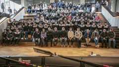 El Club de Remo N�utico de Ribeira present� sus equipos de bateles para esta temporada