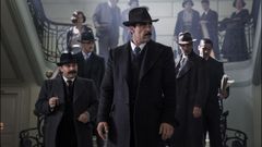 El actor lucense Luis Tosar encarna en �La sombra de la ley� a un peculiar polic�a 