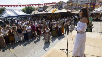 La segunda jornada del Mercado Medieval de Corcubi�n, �en im�genes!