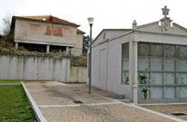 En la investigaci�n por los chal�s al lado del cementerio de Dorr�n hay once imputados. 