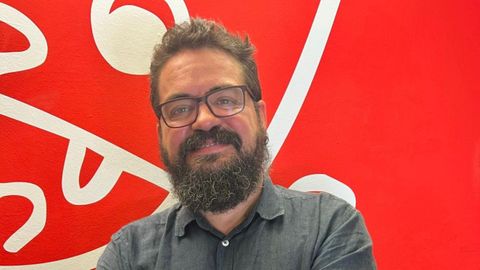 Ant�n Mouriz, coordinador de Manaia, a Asociaci�n Galega de Adopci�n e Acollemento.