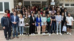 J�venes de pa�ses de todo el mundo en Lugo, en el albergue Lug 2