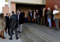 Los letrados se concentraron ante el juzgado de Corcubi�n.