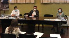 V�ctor Cobo, Jos� Gonz�lez y Mar�a del Carmen Gonz�lez