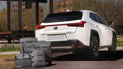 Lexus UX 250h �Engawa�