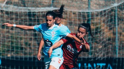 La jugadora de As Celtas Estela Castro, durante el partido ante el Avil�s.