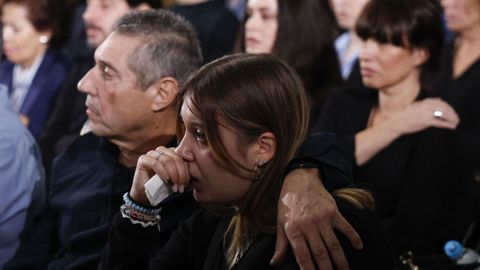 Familiares de las víctimas durante el homenaje en Valencia