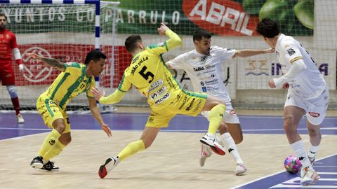 El colegiado activ� el protocolo antiviolencia verbal en el partido entre O Parrulo y Ja�n Para�so Interior.