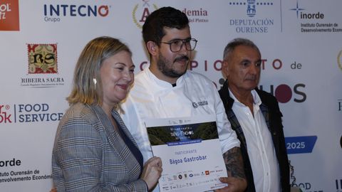 Martín Fernández, de Bágoa Gastro Bar en Ourense, premio a mejor maridaje con Estrella Galicia en la cuarta edición del Campeonato de Tapas y Pinchos de Galicia.