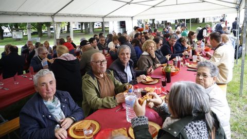 Festa do Porco ao Espeto en Amoeiro