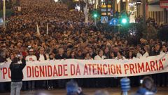 Manifestaci�n por la atenci�n primaria y la sanidad p�blica celebrada este jueves en Vigo