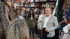 El candidato del PP a la alcald�a de A Coru�a mantuvo un encuentro con la Asociaci�n de Comerciantes de O Castrill�n, Eir�s y Monelos (Acocem)