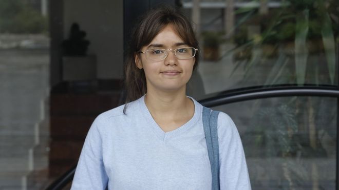 Mar�a Santana, trabaja como camarera de piso en Santiago