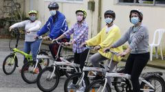 Mobi-Liza ense�a a pedalear