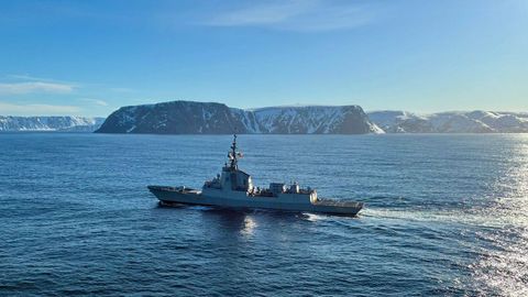 La Almirante Juan de Borb�n navegando en aguas del norte de Europa en el ejercicio Cold Response. 