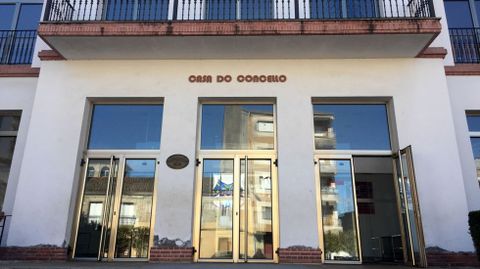 El profesor de saxof�n deber� declarar el mi�rcoles en las dependencias municipales
