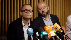 Jes�s V�zquez (izquierda) y Jos� Ara�jo cuando este �ltimo a�n militaba en el PP y era portavoz del gobierno municipal