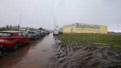 Parcela junto a la N-6 en Lugo donde se construir� una gasolinera y una v�a de servicio