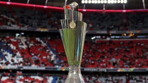 Imagen de archivo del trofeo de la Liga de las Naciones, en M�nich