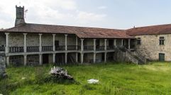 El pazo de Vilelos, datado entre los siglos XVI y XVII, a la venta en O Savi�ao