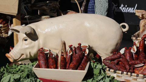 Productos expuestos en la Festa da Androlla de Navia