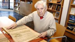 Imaxe de arquivo de Sabino Torres na biblioteca do Museo de Pontevedra