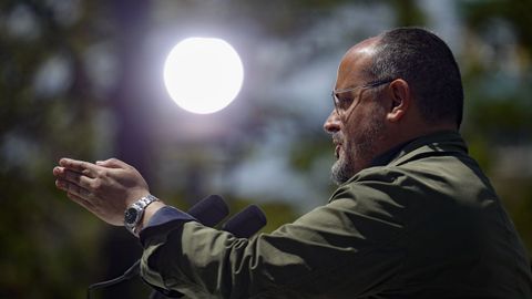 Alejandro Fernndez, en un mitin de campaa en Salou, Tarragona.