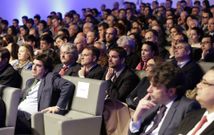 El auditorio del �gora se llen� para asistir al acto de presentaci�n del proyecto. 