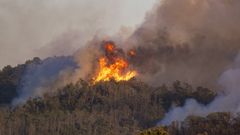 Imagen de este s�bado del incendio de La Bisbal de Ampurd�n (Girona).