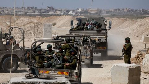 Soldados de Israel en la frontera con Gaza el pasado viernes.