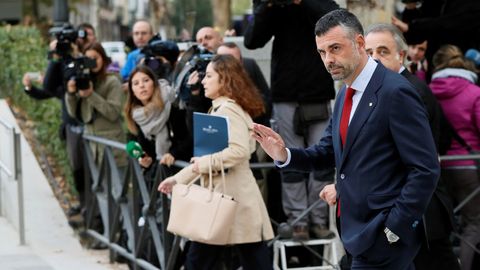 Santi Vila ha llegado solo a declarar