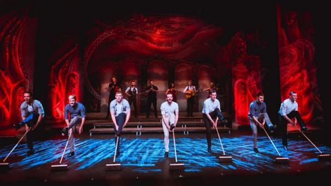 La Compaa Nacional de Danza de Irlanda presenta el espectculo de danza Rhythm of the Dance